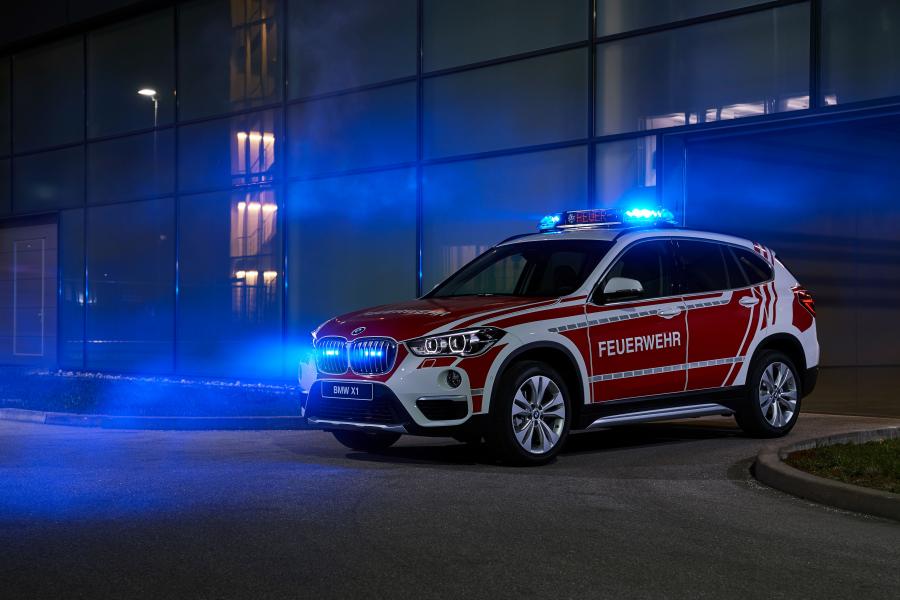 BMW X1 xDrive18d Feuerwehr KdoW (F48) 2019 года  (фото 7 из 14)